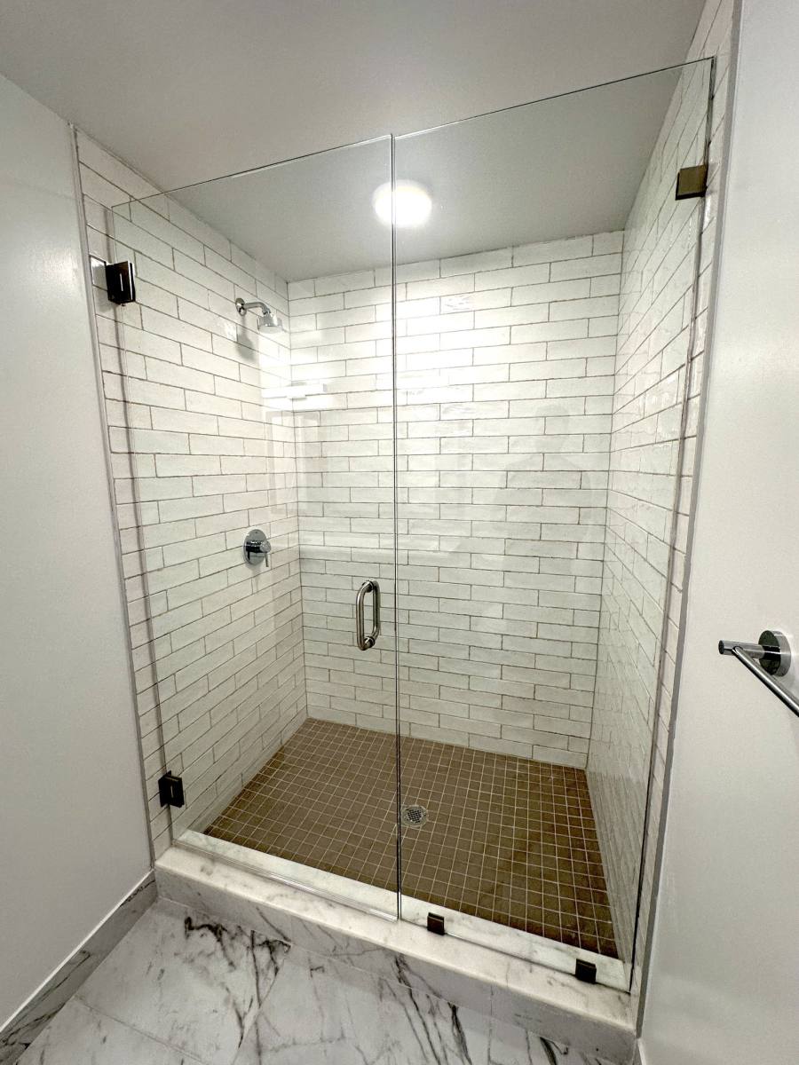 Apartment for rent at 19401 W Dixie Highway 303, Miami, FL 33180