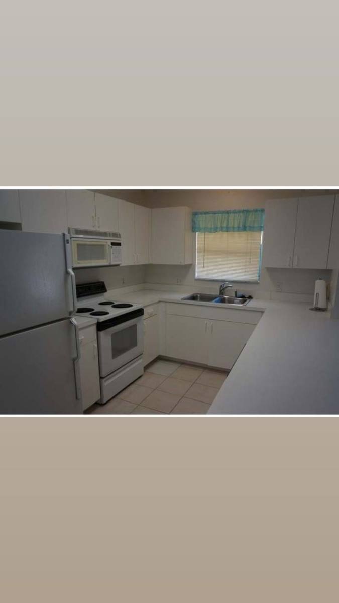 House for rent at 6760 N Pine Island Rd, Fort Lauderdale, FL 33321