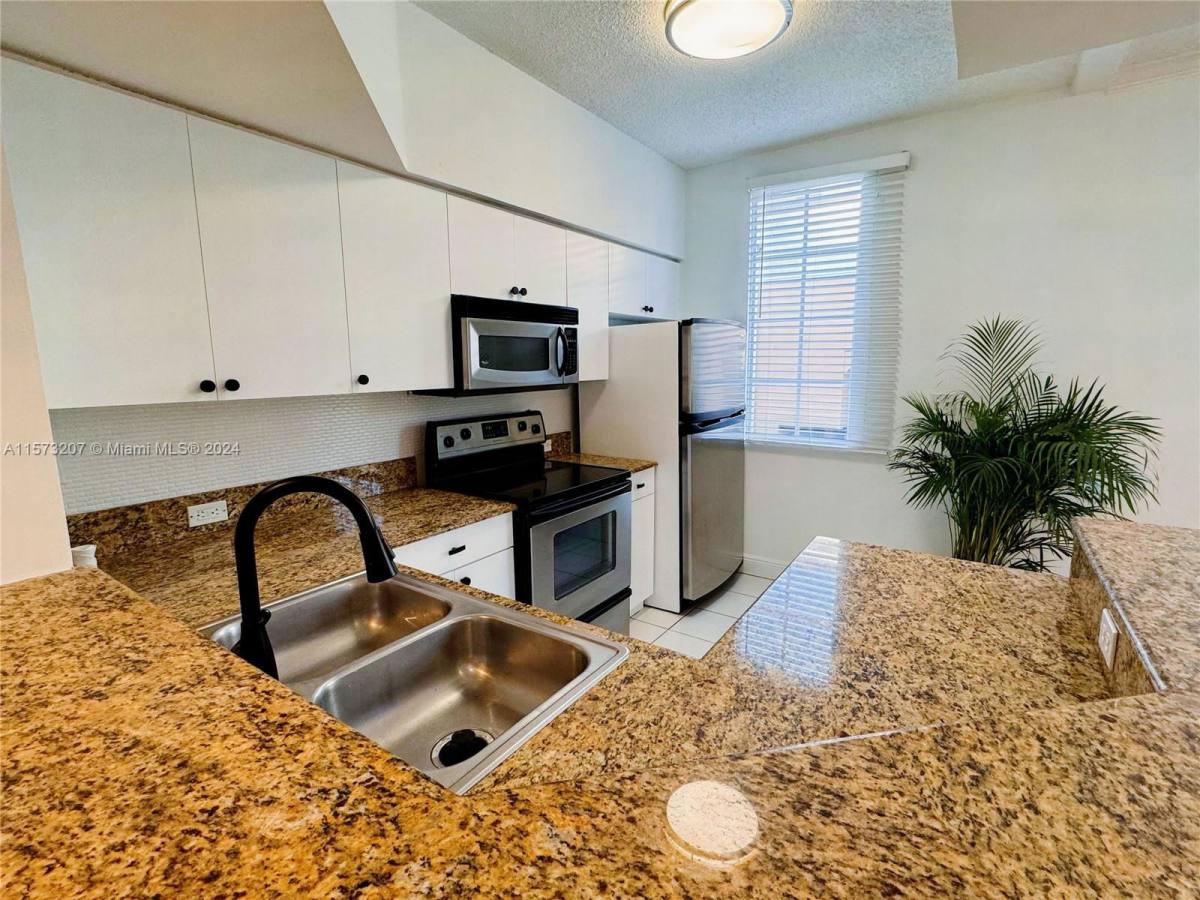 Townhouse for rent at 2921 NE 185th St, Miami, FL 33180