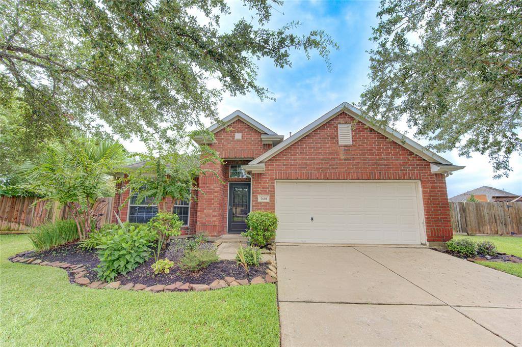 House for rent at 2610 Shady Springs Court, Pearland, TX 77584