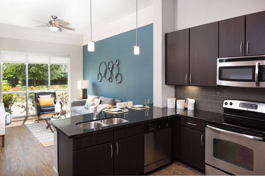 Apartment for rent at 4100 Greenbriar Dr #413, Houston, TX 77098