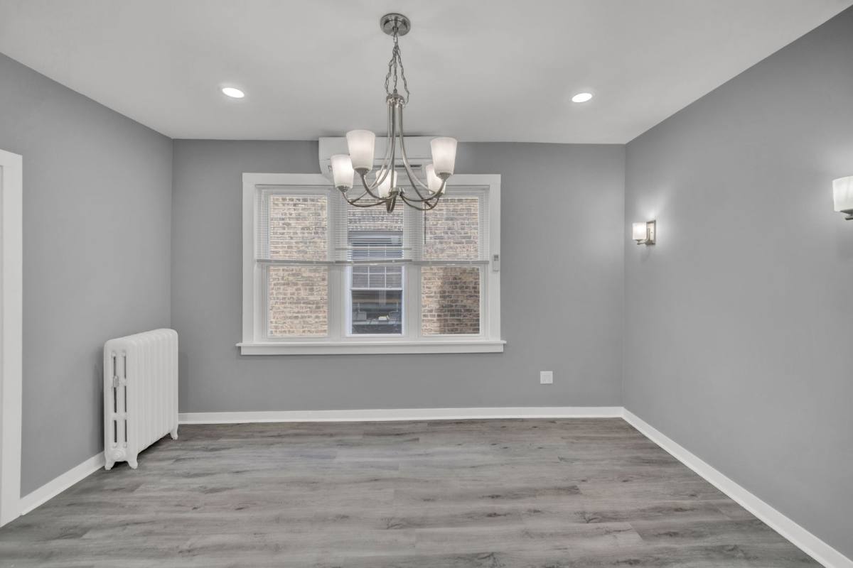 Apartment for rent at 3234 W Waveland Ave #2, Chicago, IL 60618