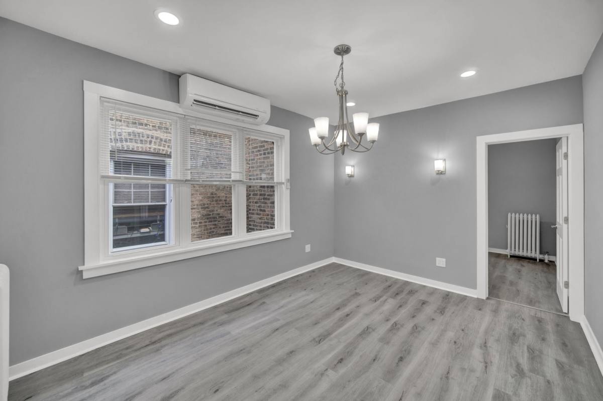 Apartment for rent at 3234 W Waveland Ave #2, Chicago, IL 60618