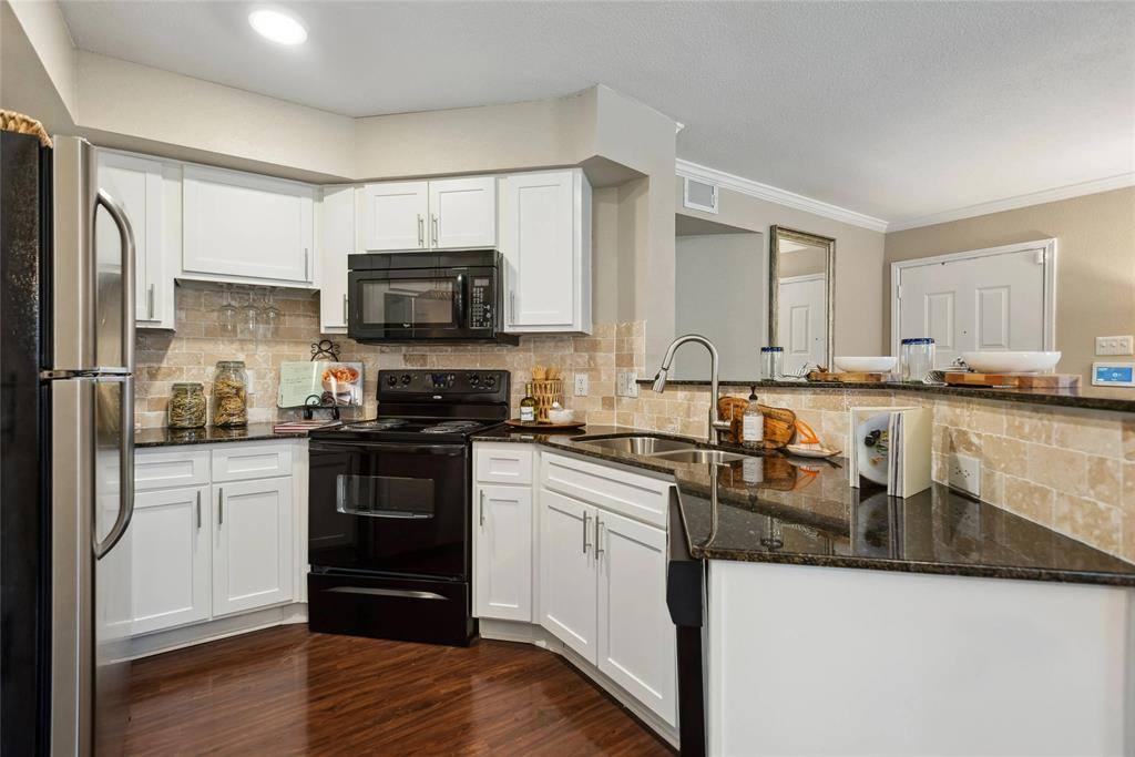 Apartment for rent at 7200 Almeda Rd #711, Houston, TX 77054
