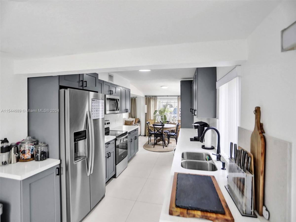 House for rent at 1820 NE 182nd St, Miami, FL 33162