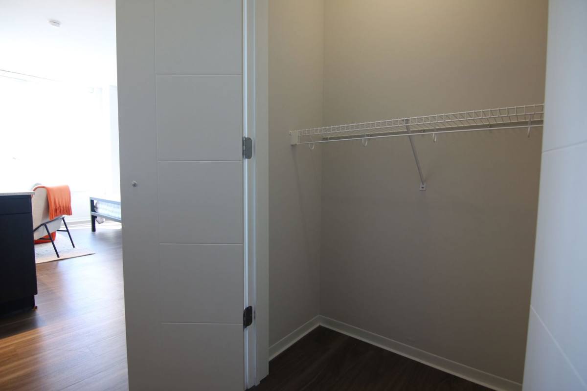 Apartment for rent at 886 W Adams St #709, Chicago, IL 60607