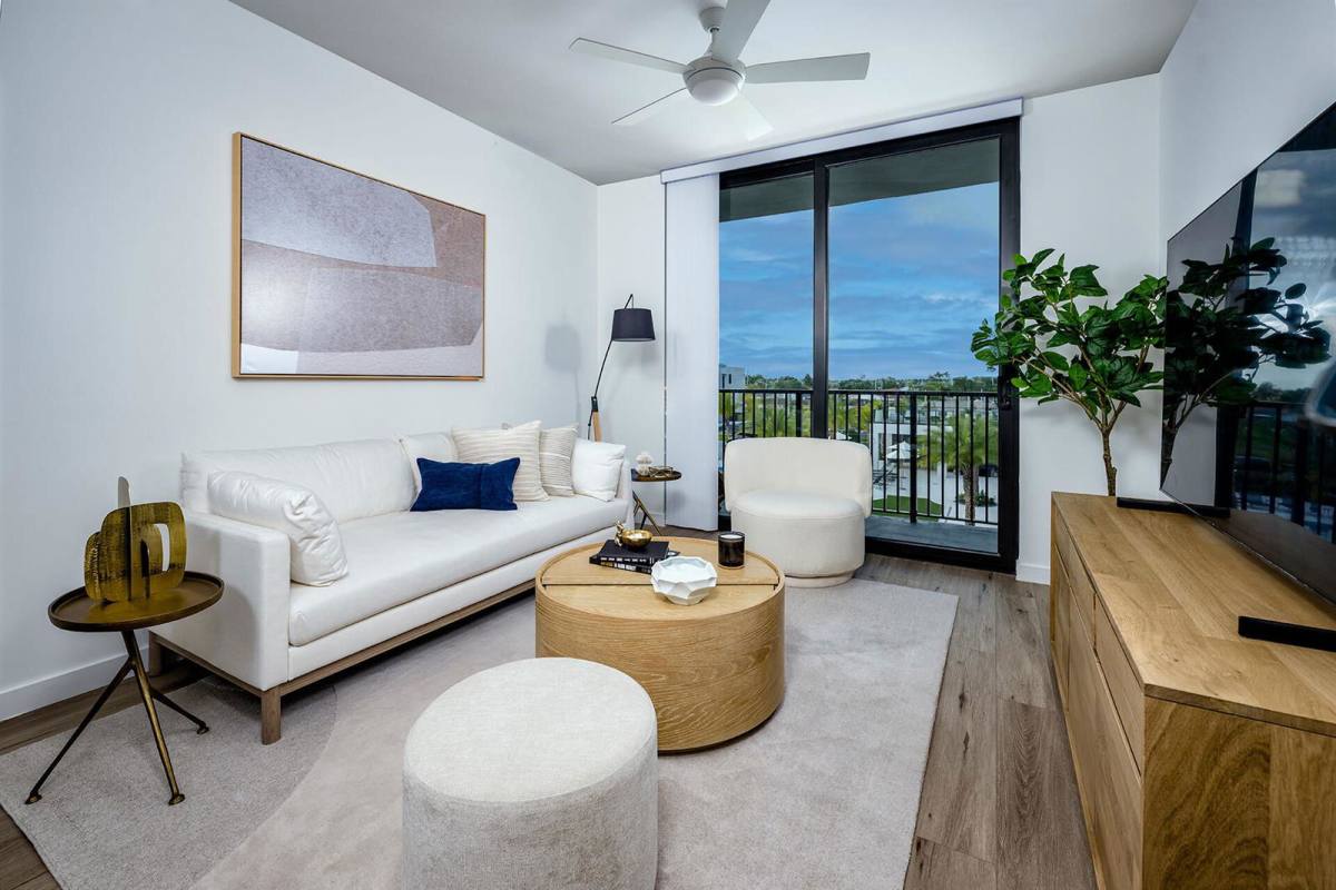 Apartment for rent at 2000 Stirling Rd #4-112 B, Hollywood, FL 33020