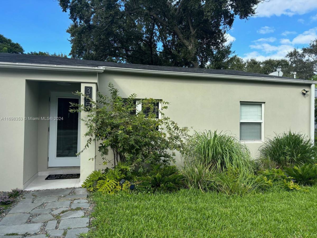 House for rent at 365 NE 87th St, Miami, FL 33138