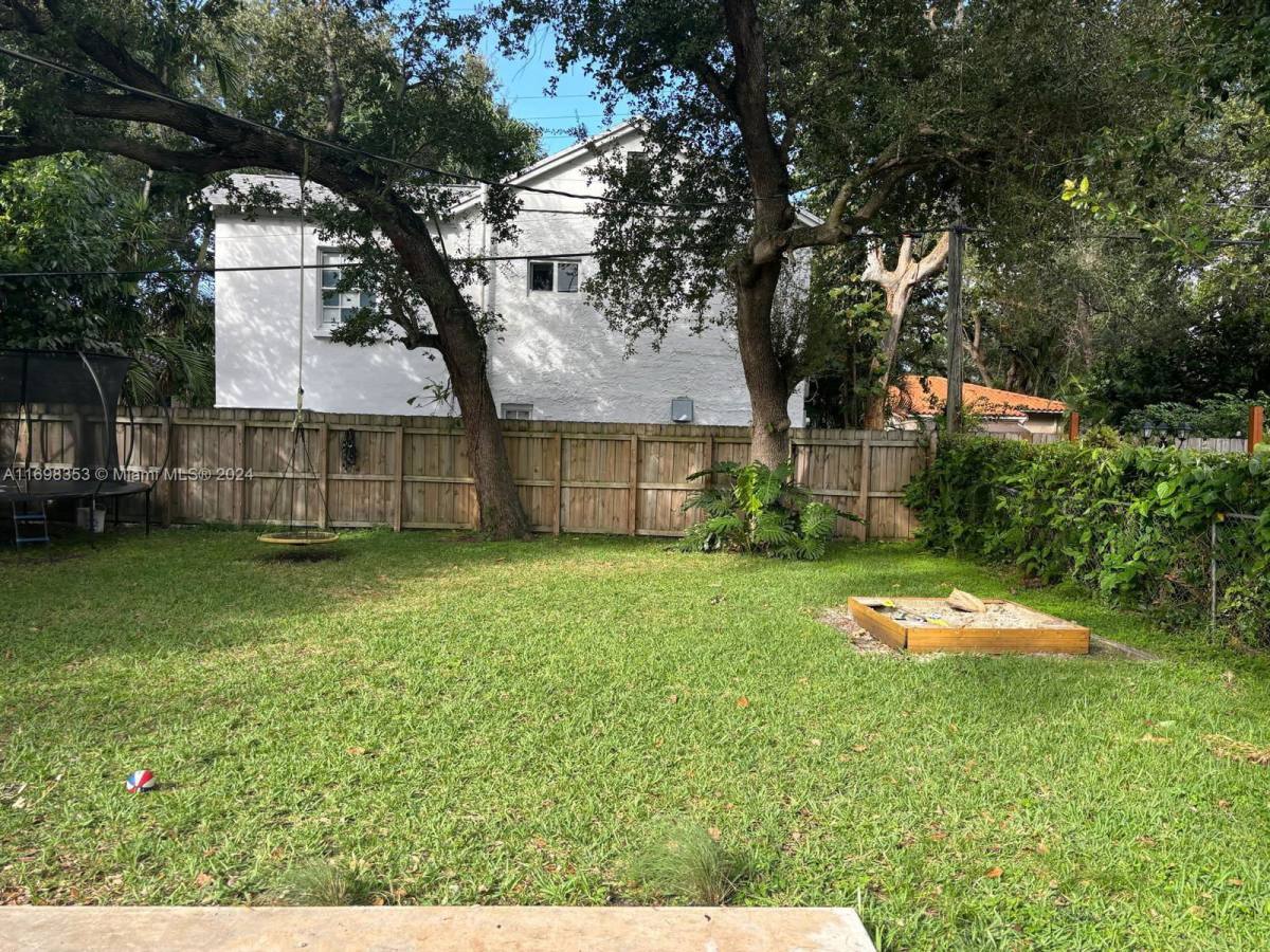 House for rent at 365 NE 87th St, Miami, FL 33138