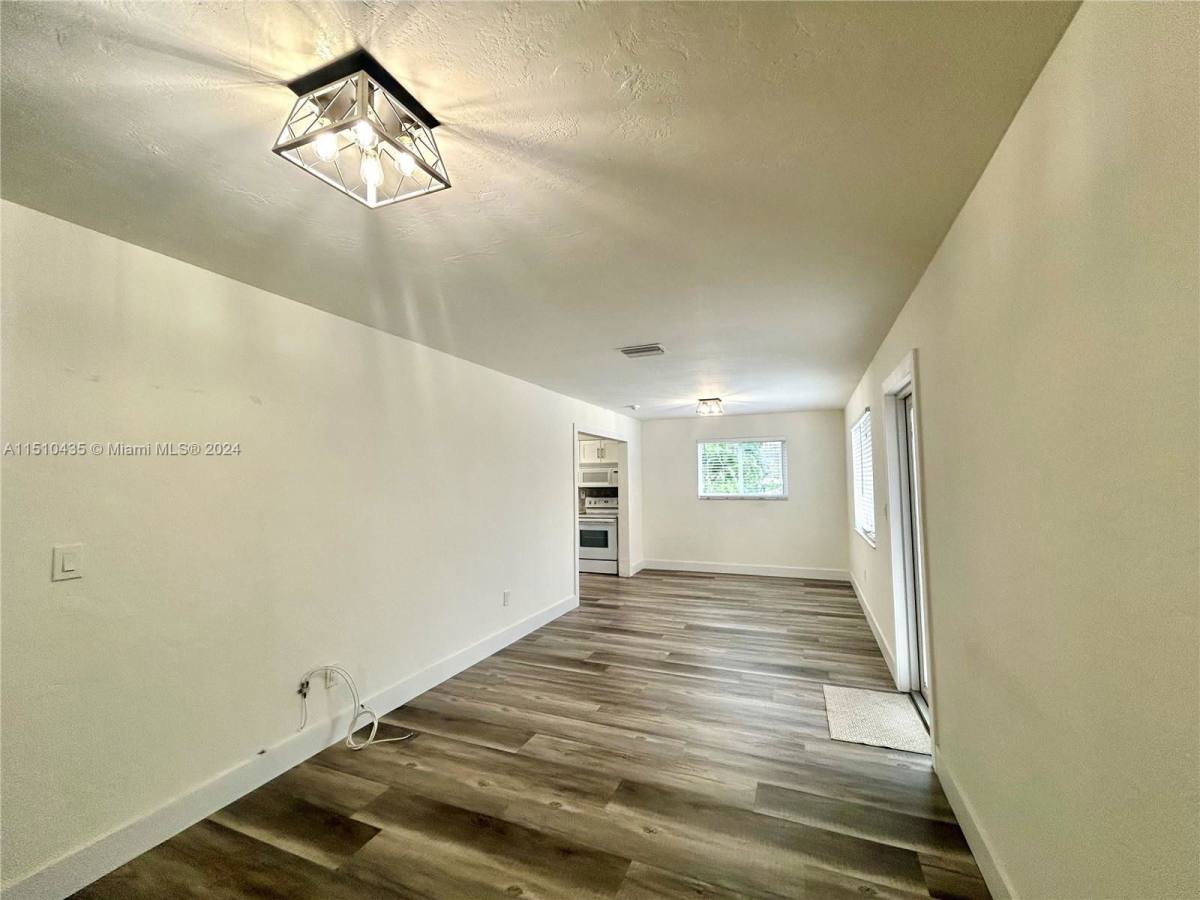 Apartment for rent at 171 NE 42nd St, Miami, FL 33137