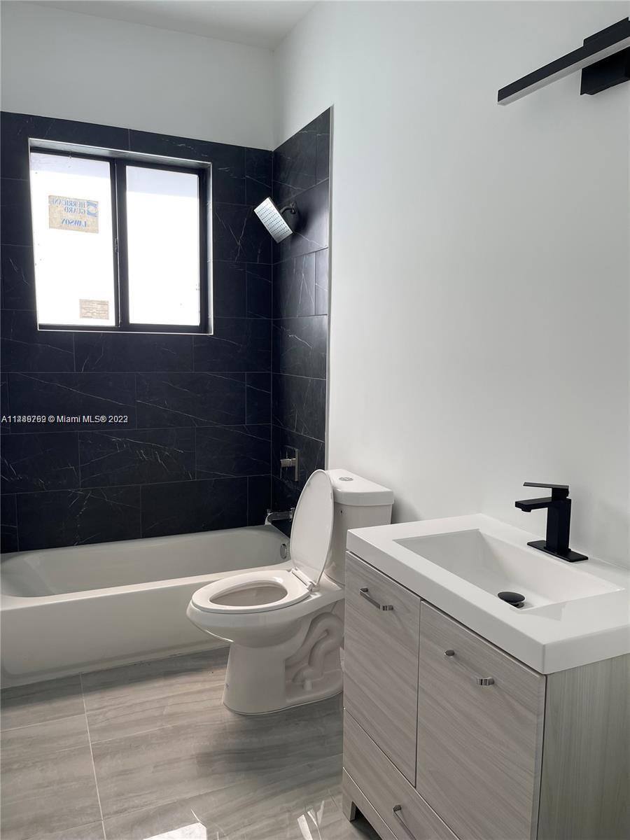 Townhouse for rent at 932 SW 10th St, Miami, FL 33130