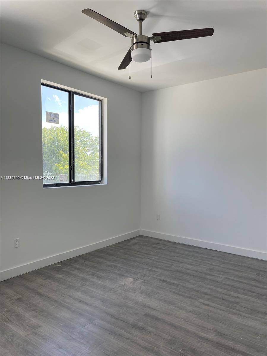 Townhouse for rent at 932 SW 10th St, Miami, FL 33130