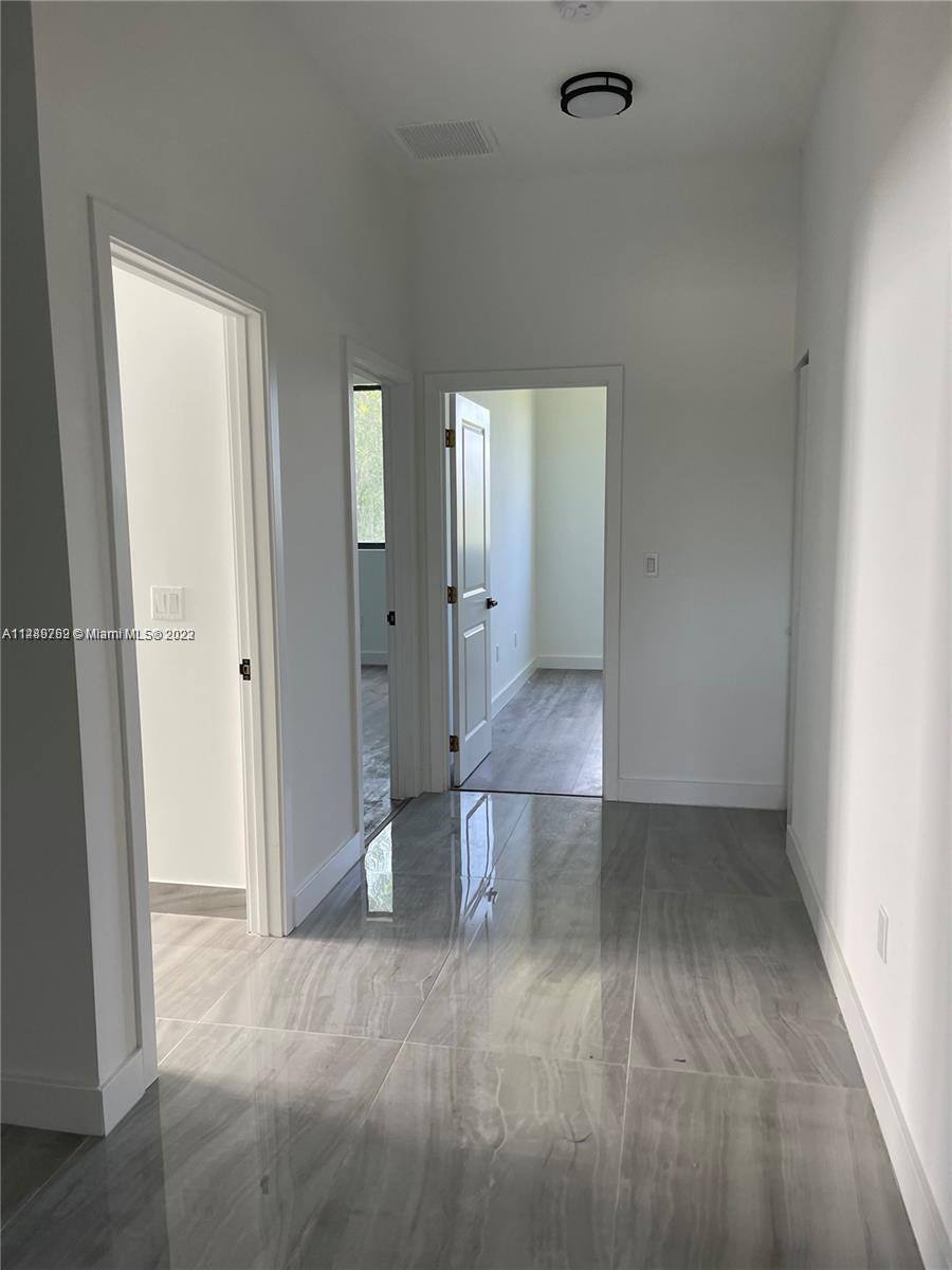 Townhouse for rent at 932 SW 10th St, Miami, FL 33130