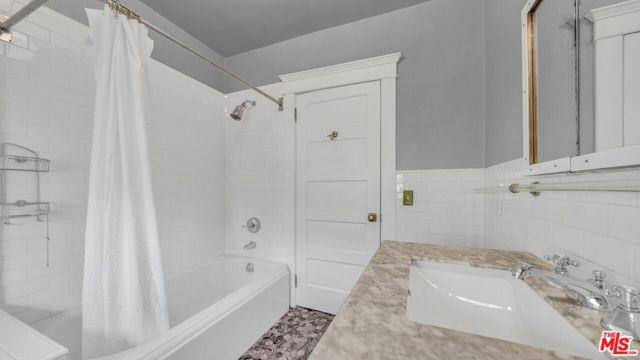 House for rent at 1917 Hillcrest Rd, Los Angeles, CA 90068