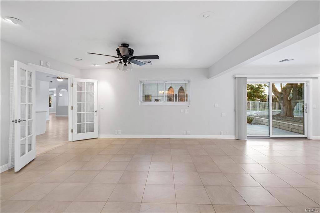 2755 W Ave #M, Palmdale, CA 93551