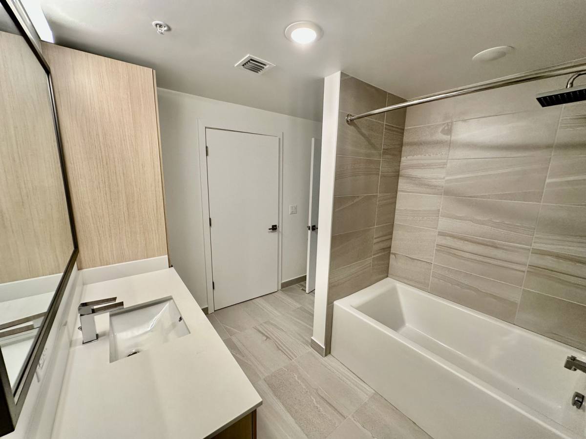 Apartment for rent at 540 NW 159th St, Miami, FL 33169