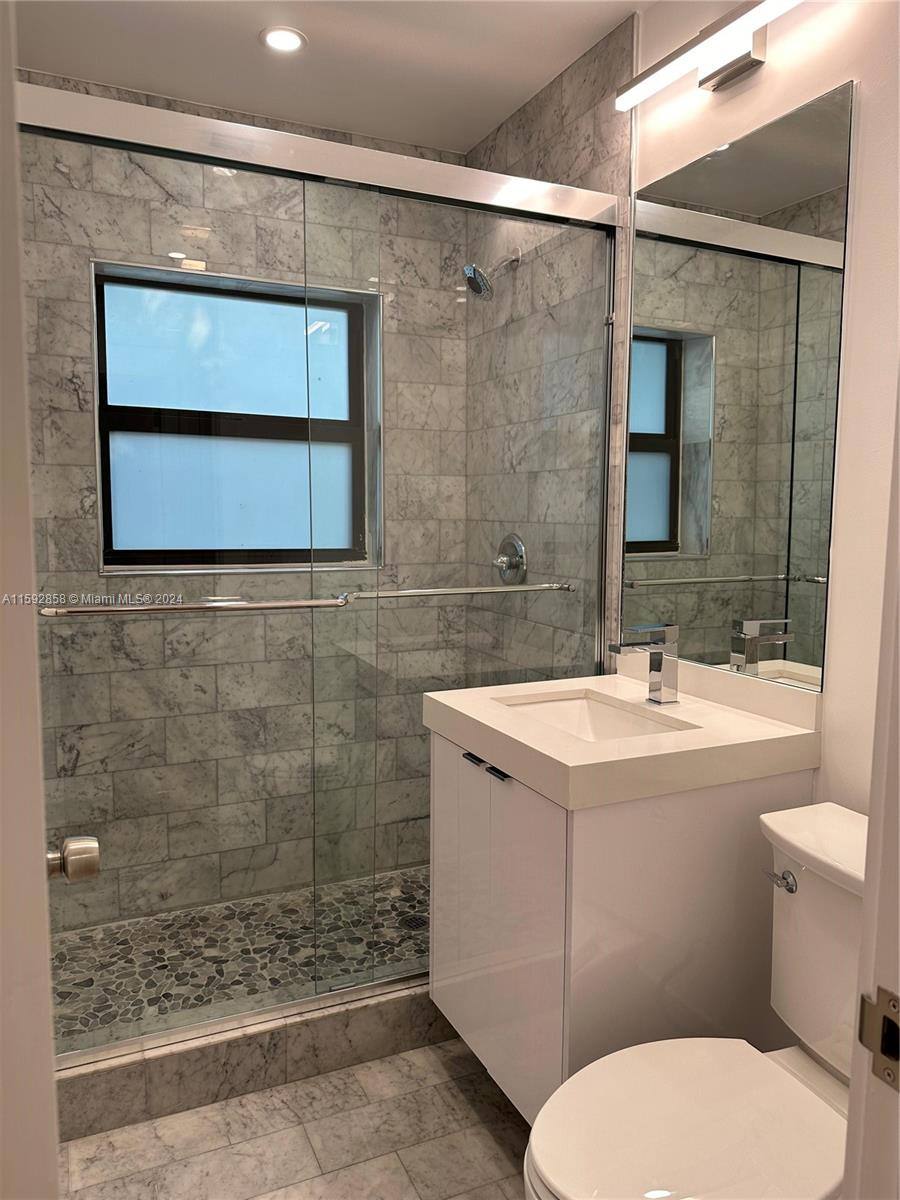 House for rent at 579 Hunting Lodge Dr, Miami, FL 33166