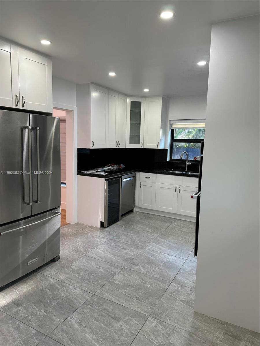 House for rent at 579 Hunting Lodge Dr, Miami, FL 33166