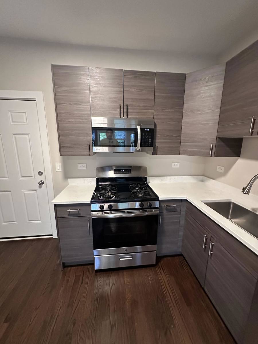 Apartment for rent at 2230 N Sawyer Ave, Chicago, IL 60647