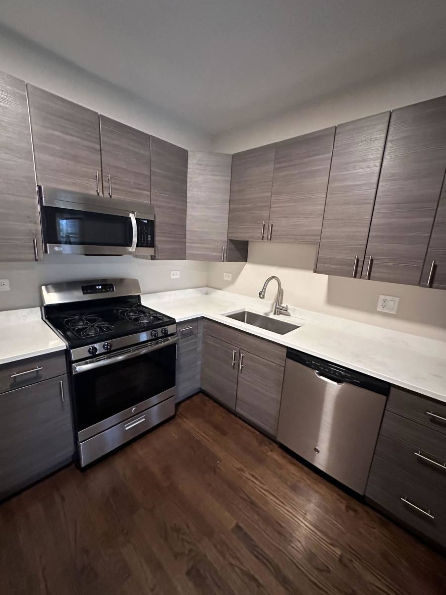Apartment for rent at 2230 N Sawyer Ave, Chicago, IL 60647