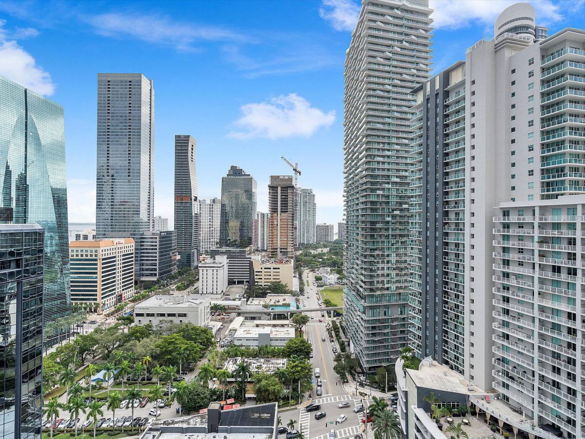 Apartment for rent at 1080 Brickell Ave #2301, Miami, FL 33131