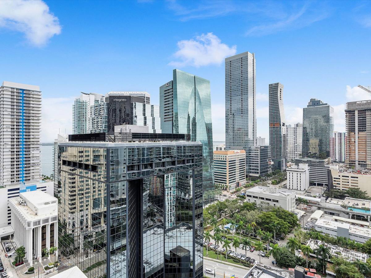 Apartment for rent at 1080 Brickell Ave #2301, Miami, FL 33131