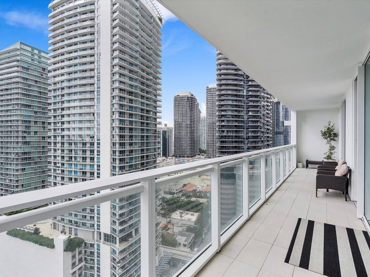 Apartment for rent at 1080 Brickell Ave #2301, Miami, FL 33131