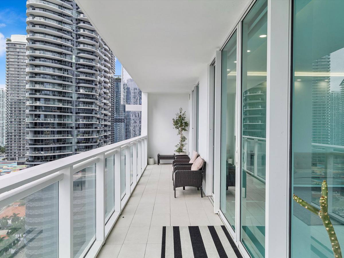 Apartment for rent at 1080 Brickell Ave #2301, Miami, FL 33131