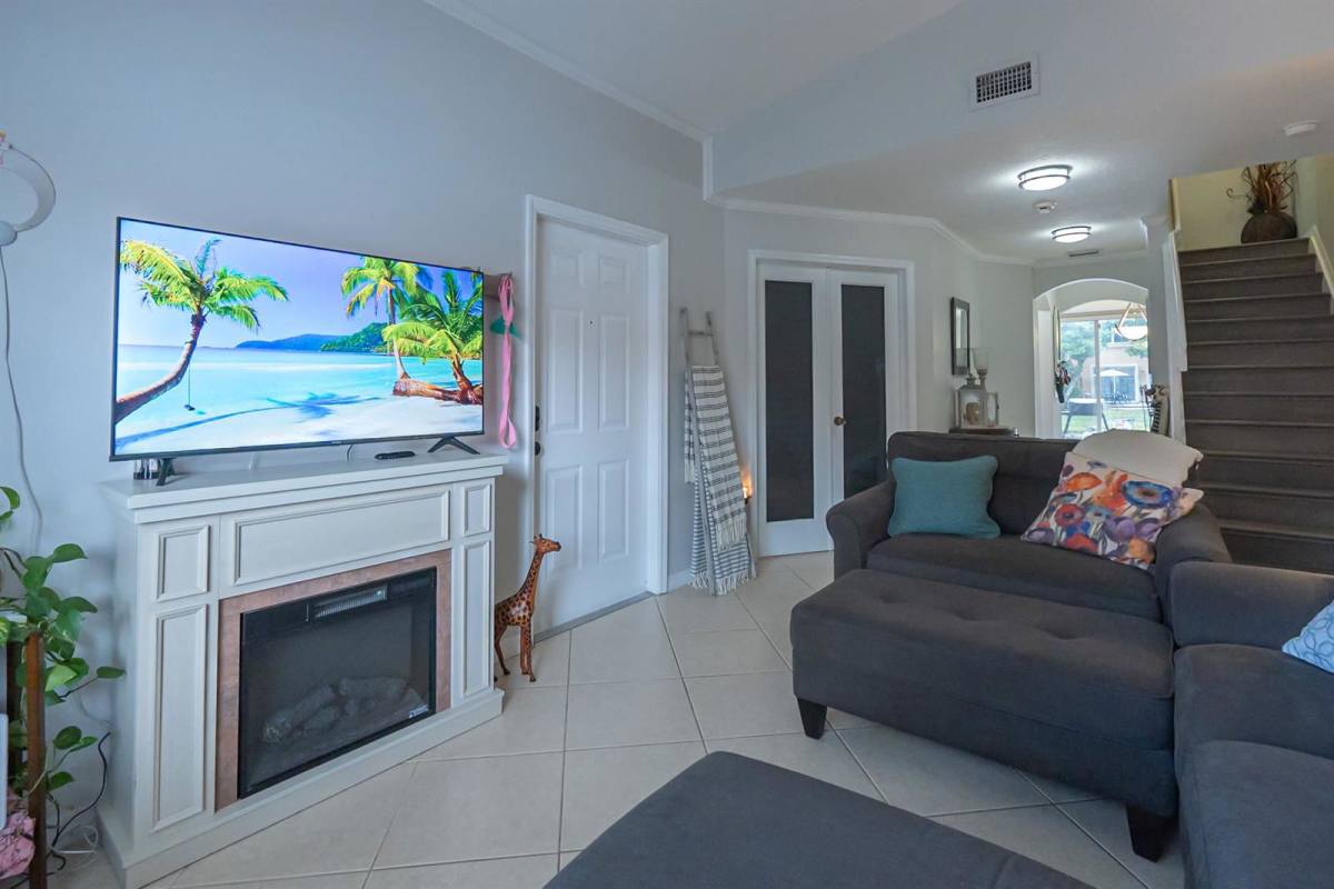 House for rent at 4964 Leeward Lane, Fort Lauderdale, FL 33312