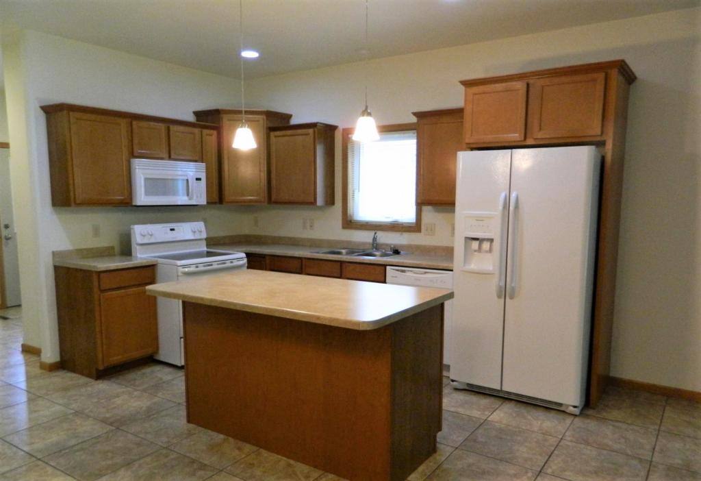 Condo for rent at 611 S Cherry Lane, Holmen, WI 54636