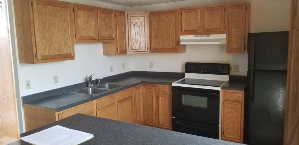 House for rent at 16 E Main St, Casey, IL 62420