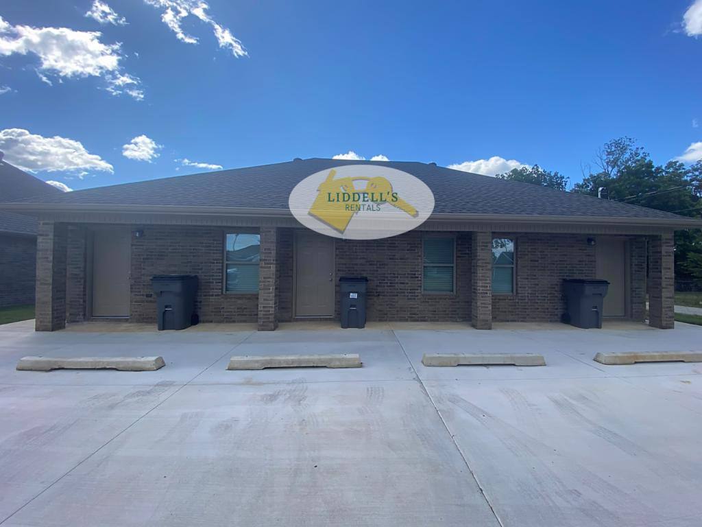 Apartment for rent at 316 W Locust St #B, Paragould, AR 72450