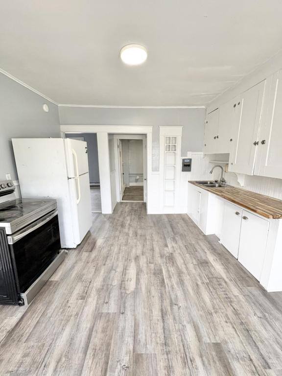 Apartment for rent at 69 Lincoln St #5, Lewiston, ME 04240