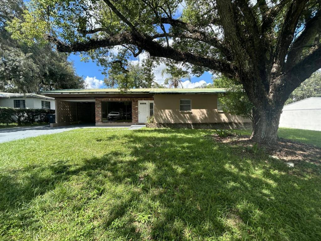 House for rent at 8020 Pine Hill Dr, Tampa, FL 33617