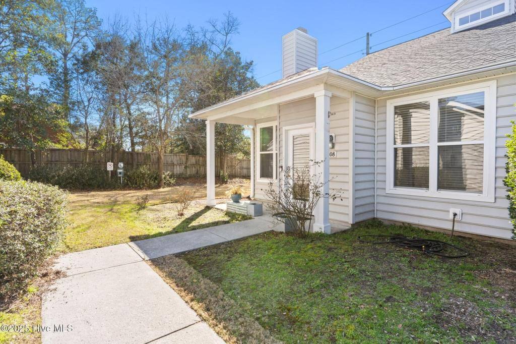 Townhouse for rent at 321 S Kerr Ave #108, Wilmington, NC 28403