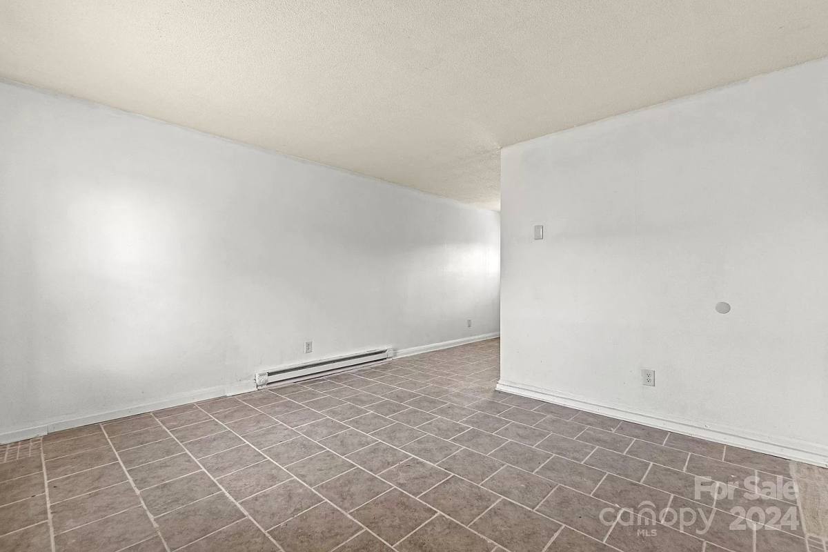Apartment for rent at 2121 Custer St, Charlotte, NC 28216