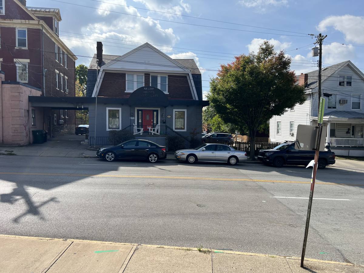 House for rent at 345 W McMillan St, Cincinnati, OH 45219
