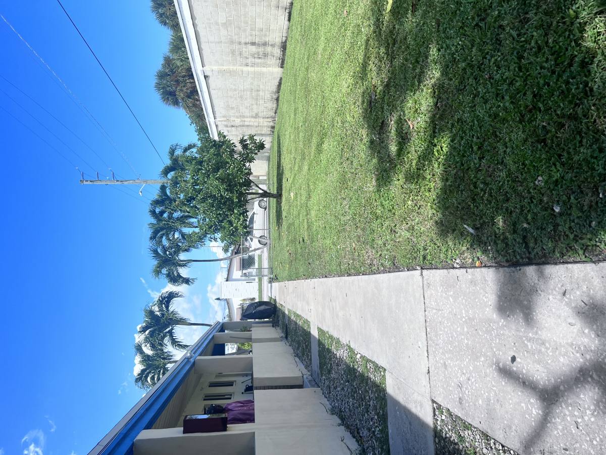 Apartment for rent at 1706 Thomas St #3, Hollywood, FL 33020