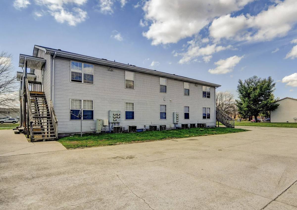 Apartment for rent at 3410 Gaines Mill Rd #G, Springfield, IL 62704