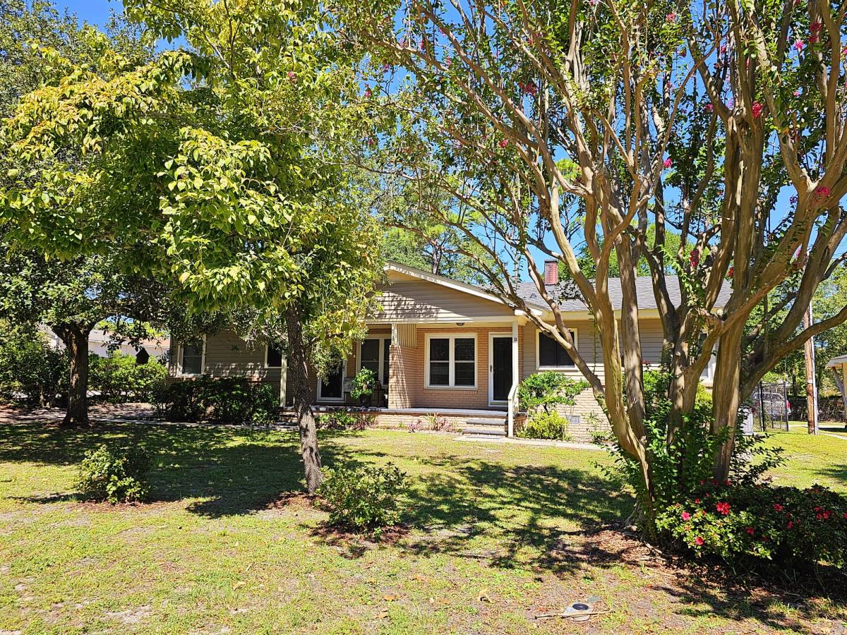 Apartment for rent at 518 36th Ave N #B, Myrtle Beach, SC 29577