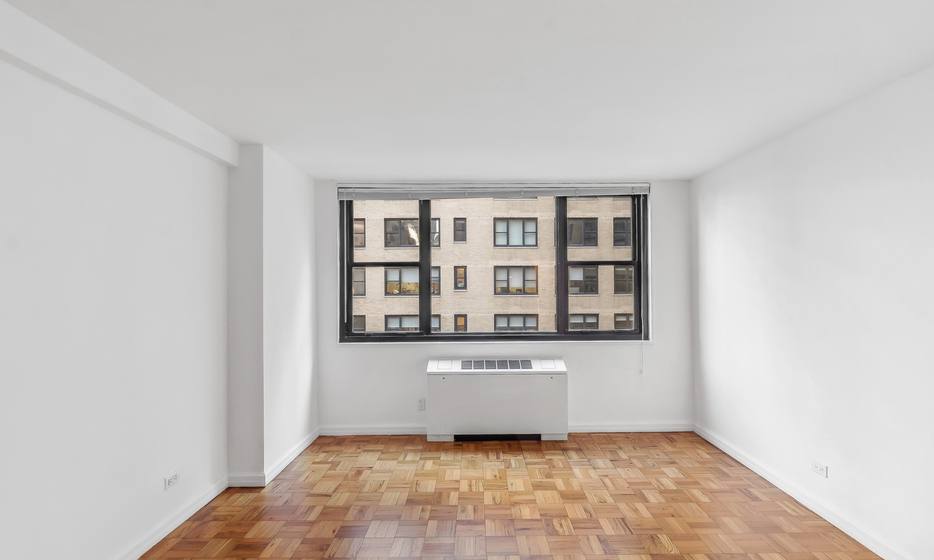 Apartment for rent at 320 W 58th St #6C, New York, NY 10019