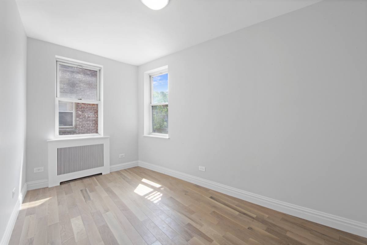 Apartment for rent at 111 Bank St Ny #3K, New York, NY 10014