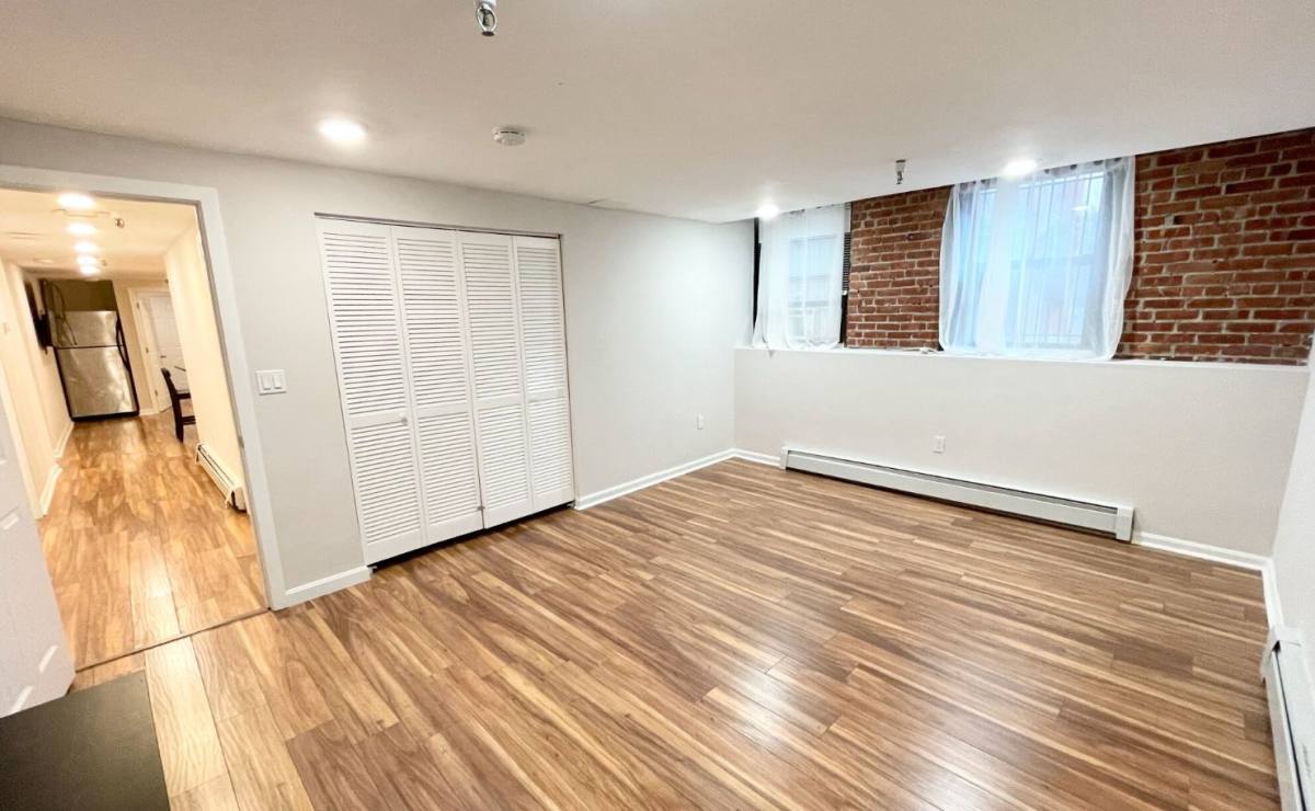 Apartment for rent at 39 Hemenway St #2I, Boston, MA 02115