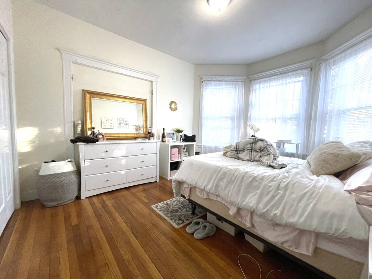 Apartment for rent at 84 Fenway #3, Boston, MA 02115