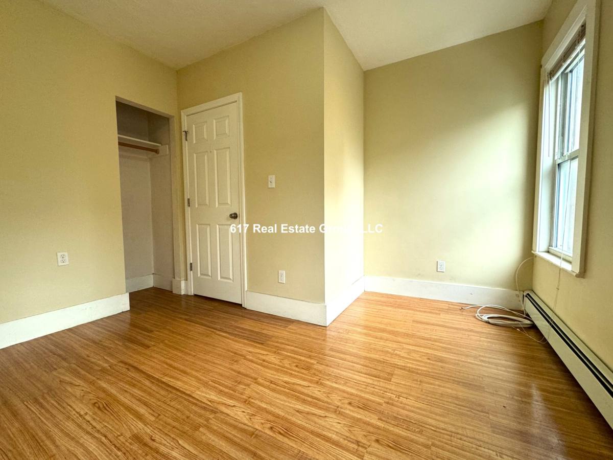 Apartment for rent at 273 Paris St #3, East Boston, MA 02128