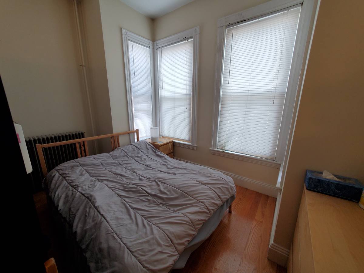 Apartment for rent at 68 Plymouth St #I, Cambridge, MA 02141
