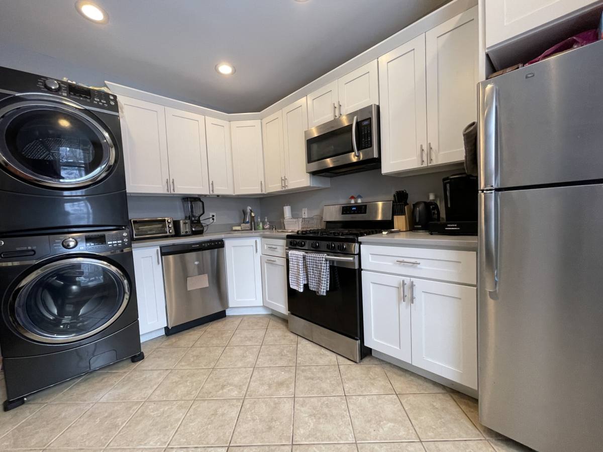 Apartment for rent at 24 Highland Ave #2, Roxbury, MA 02119