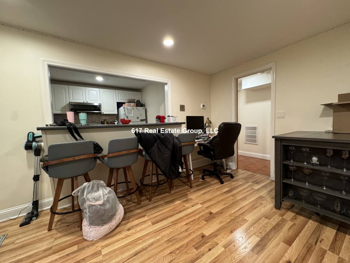 Apartment for rent at 94 Pleasant St #I, Brookline, MA 02446