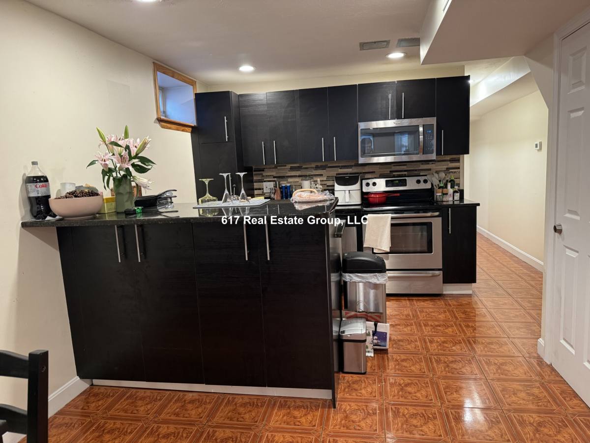 Apartment for rent at 94 Pleasant St #O2, Brookline, MA 02446