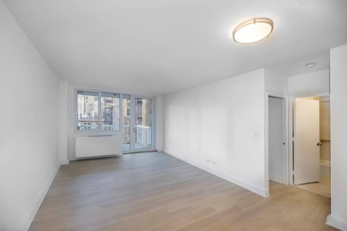 Apartment for rent at 424 W End Ave #1111, New York, NY 10024